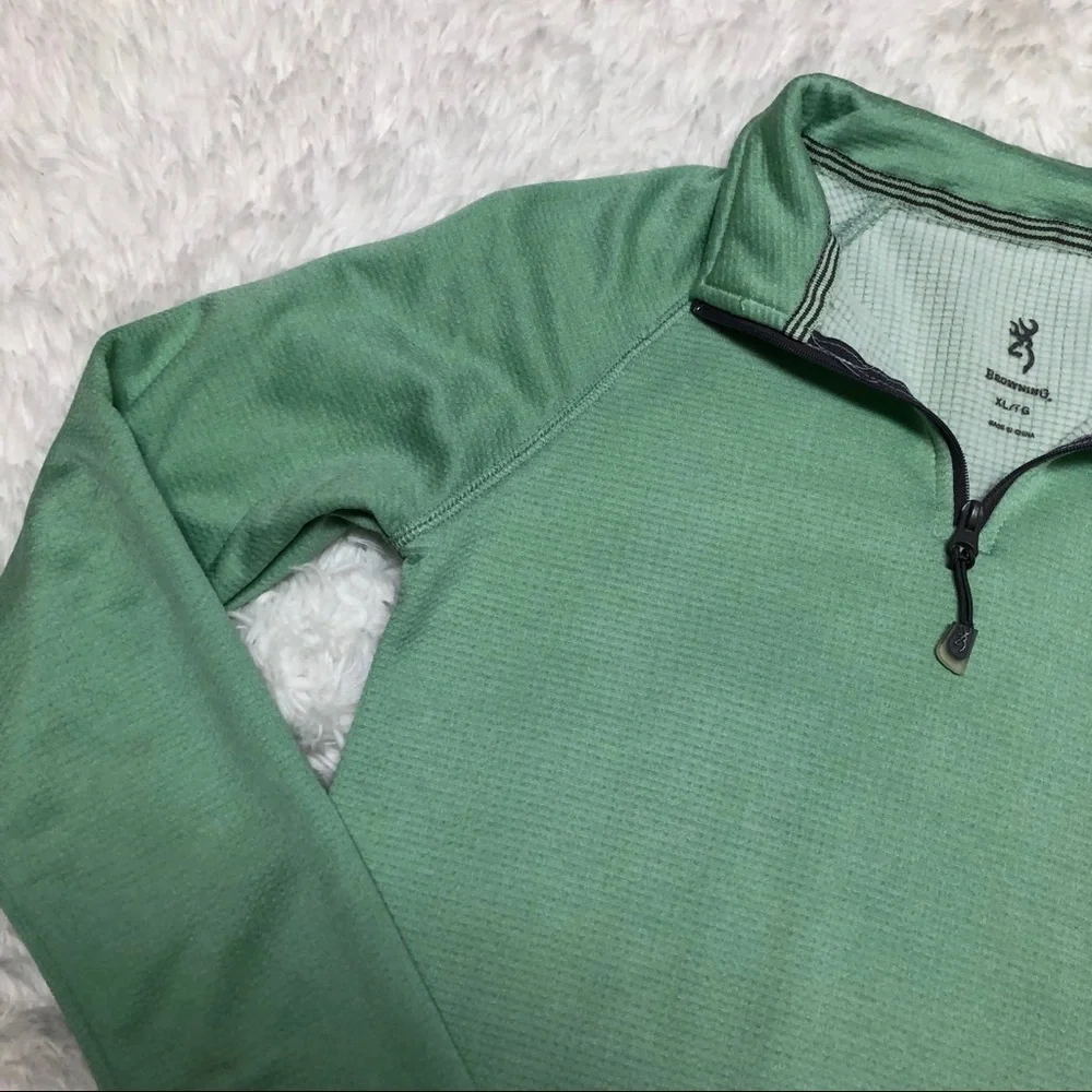 Browning mint green